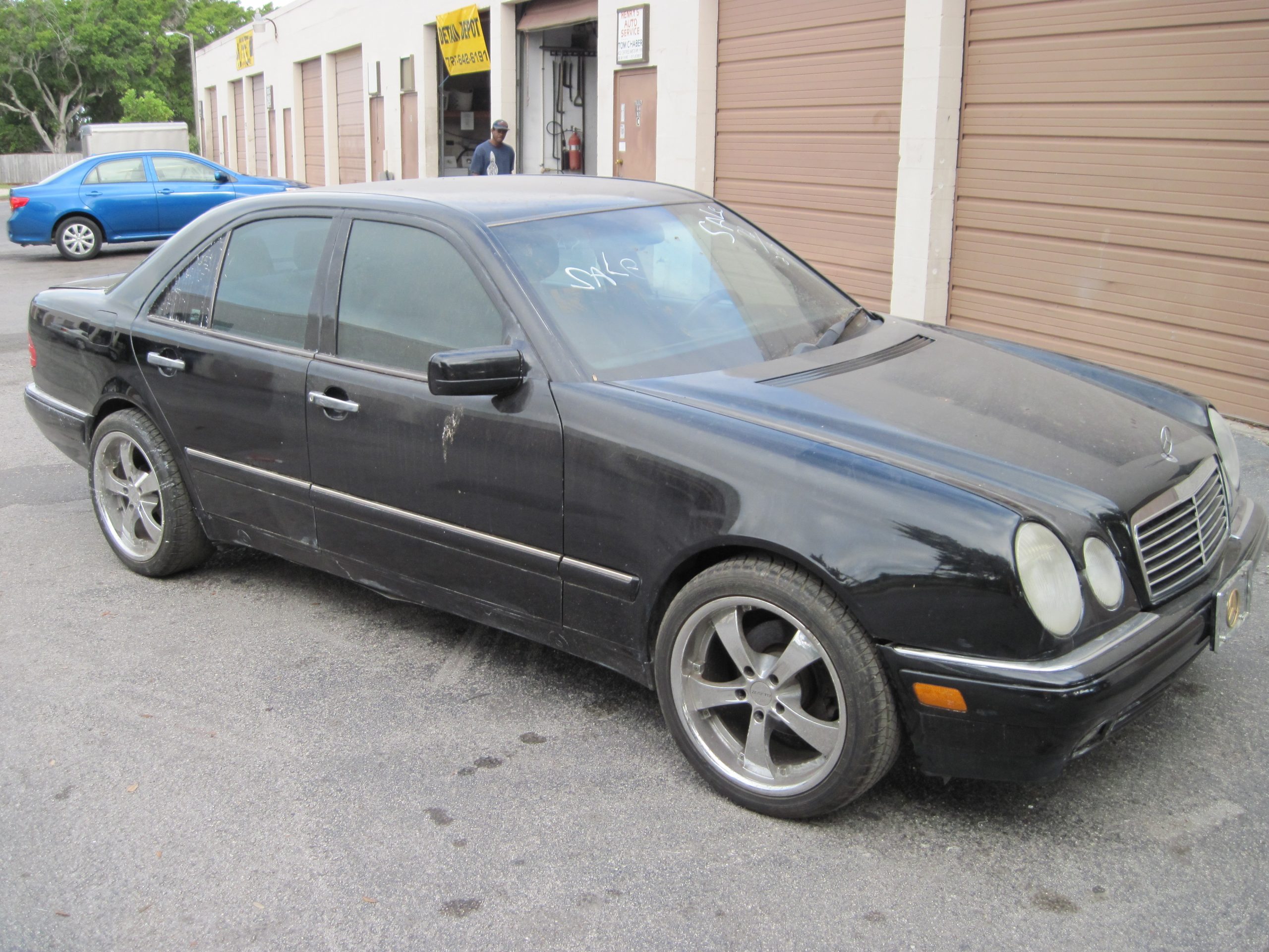 Car exterior image before detailing  